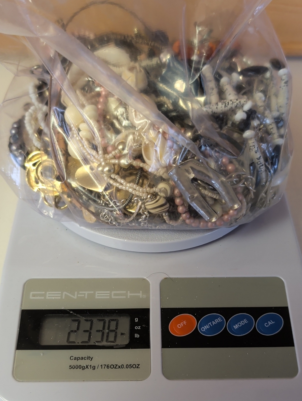 2.3 Lbs. VTG. to New, Mixed Wearable Necklaces Metal and Bead Fashion.